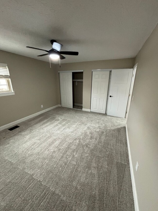 Building Photo - 3228 Summerhill Ln