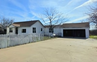 Building Photo - 2001 Old Ballinger Hwy