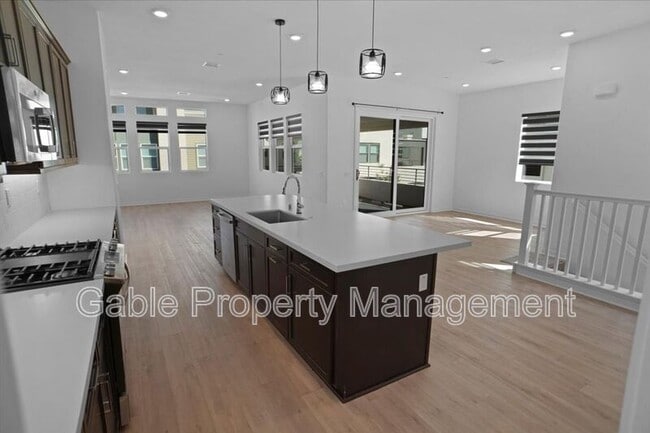 Building Photo - 27468 Flycatcher Pl