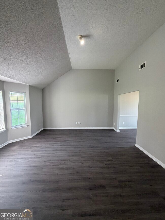 Building Photo - 10744 Misty Meadows Ct