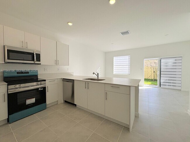 Building Photo - 12168 SW 268th St