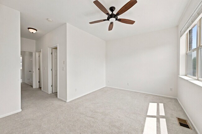 Building Photo - 2,640.95, 2 Bed, 2.5 Bath Townhome in Arvada with Central AC, and attached Garage!