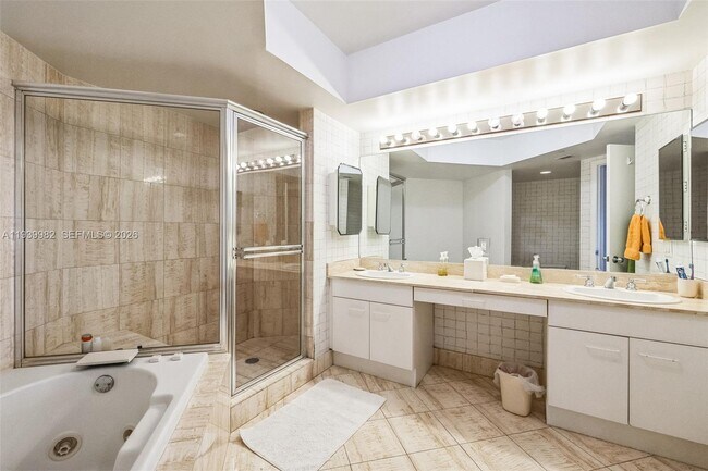 Building Photo - 21205 Yacht Club Dr