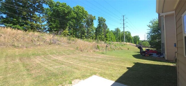 Building Photo - 3325 Ivey Ridge Rd NE