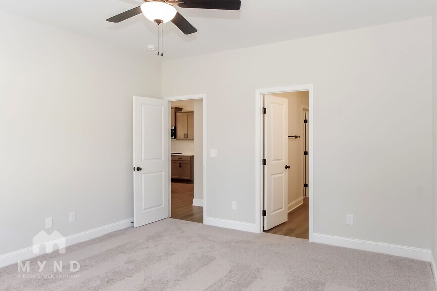 Building Photo - 149 Rose Vly Dr