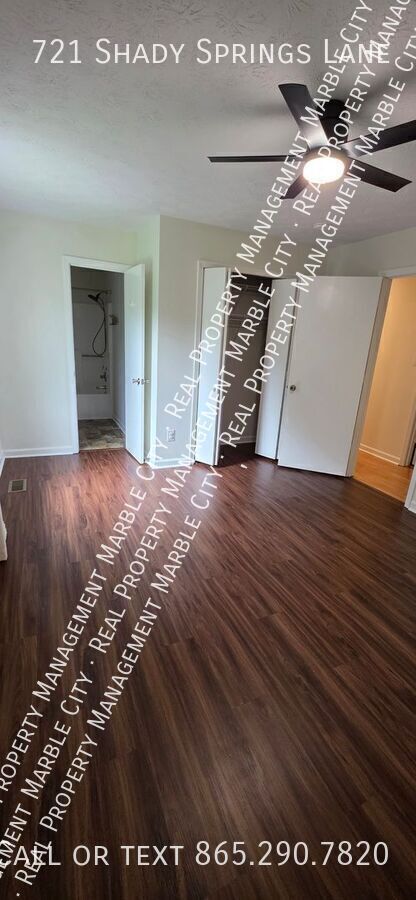 Building Photo - 721 Shady Springs Ln