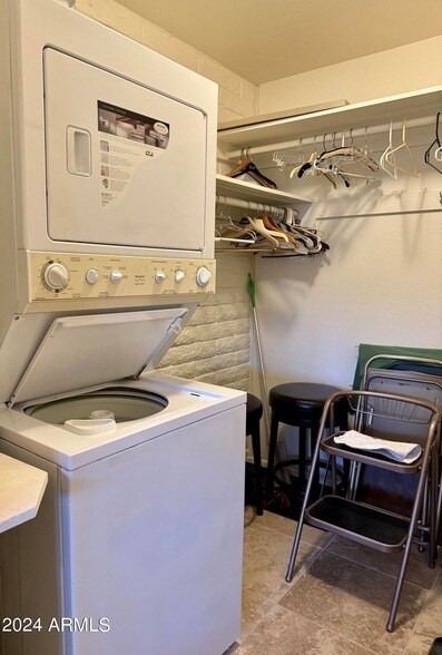 Building Photo - 4800 N 68th St