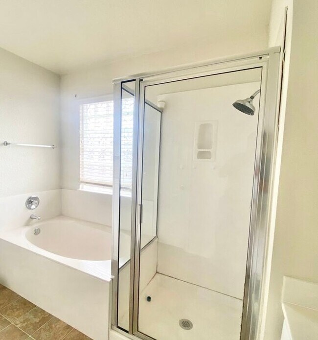 Building Photo - NEW IN MANAGEMENT - AVAILABLE NOW!