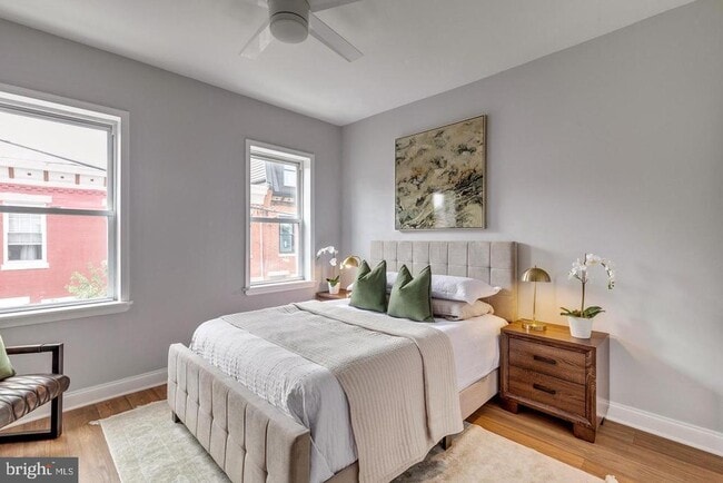 Building Photo - 1553 S Woodstock St