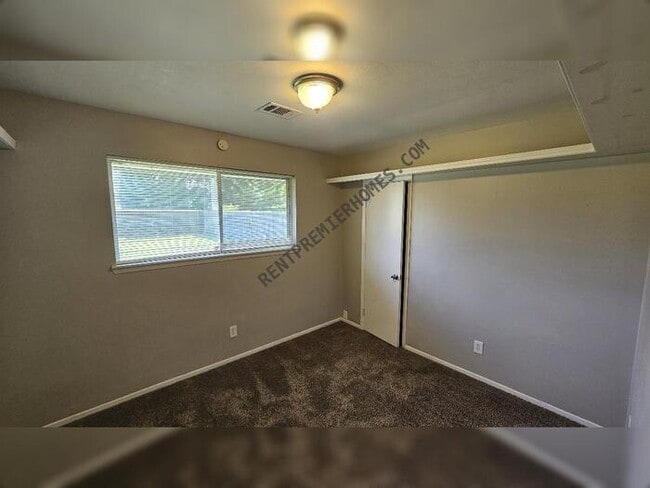 Building Photo - 5118 Mauritz Dr