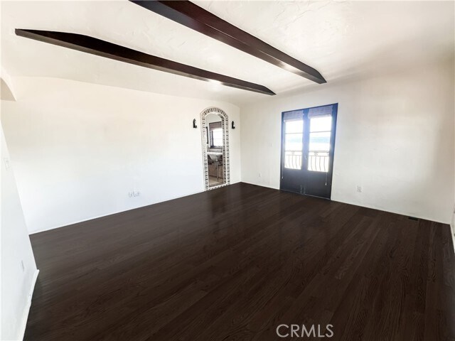 Building Photo - 2444 The Strand