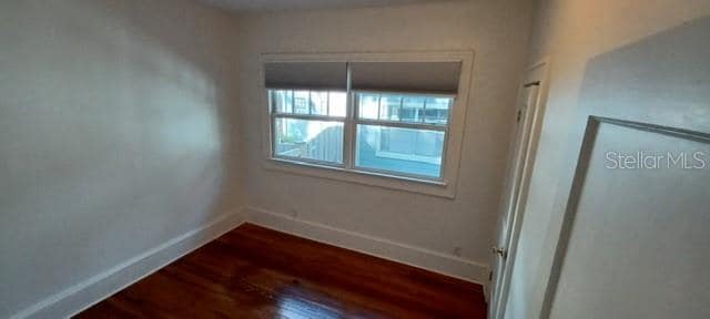 Building Photo - 14 N Fern Creek Ave