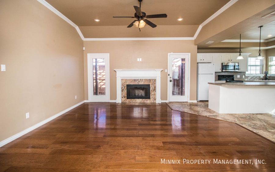 Building Photo - 5826 104th St