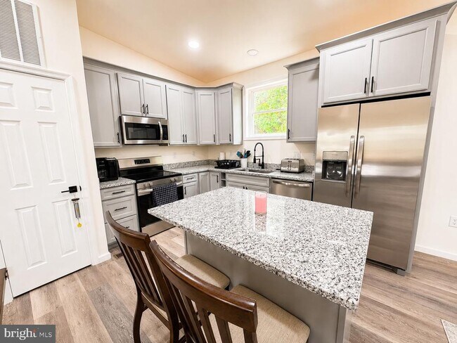 Building Photo - 369 Paso Fino Dr
