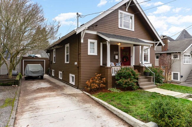 Building Photo - 4bd/3ba Seattle Home