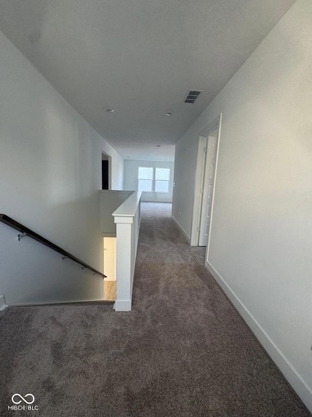 Building Photo - 7581 Fallsworth Dr