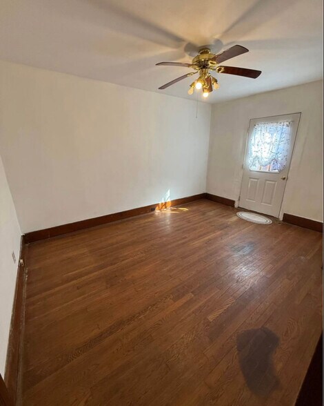 Building Photo - 333-335-335 2nd St