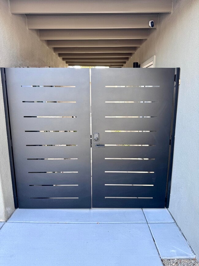 Building Photo - 41615 Morningside Ct