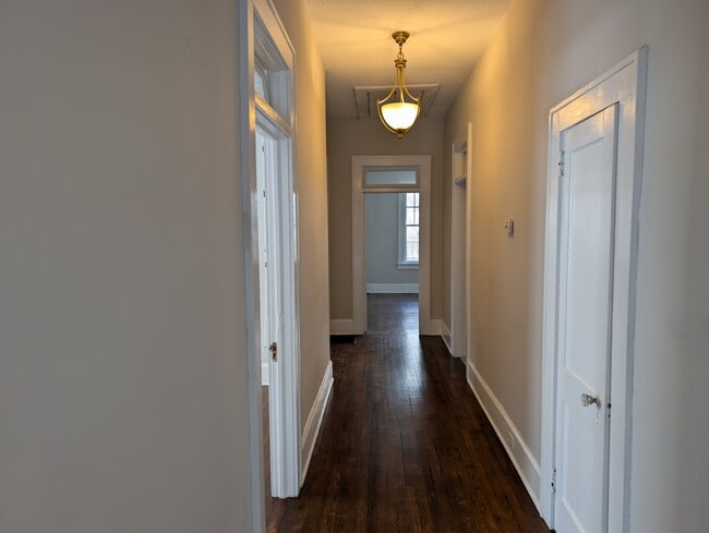 Building Photo - 1117 Kinard Ct