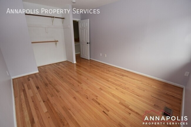 Building Photo - 418 Crane's Roost Ct