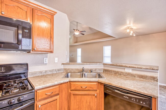 Building Photo - 11717 Lapstone Way