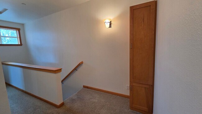 Building Photo - Beautiful Corner Unit Condo in Downtown Coeur d'Alene