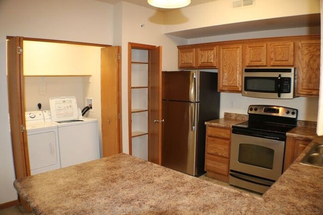 Building Photo - $1,325 | 2 Bedroom, 2 Bathroom Condo | Pet Friendly* | Available for a August 1st, 2026 Move In!*
