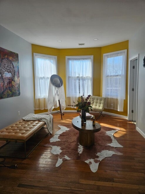 Building Photo - 188 S 10th St