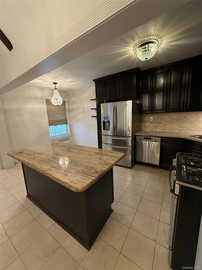 Building Photo - 54-40 80th St