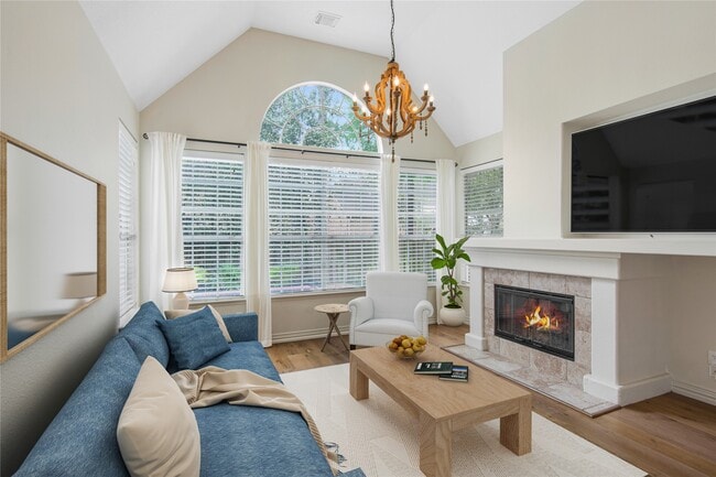 Building Photo - 19 Tender Violet Pl