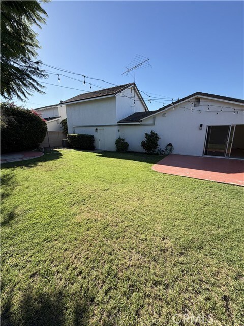 Building Photo - 9441 El Blanco Ave