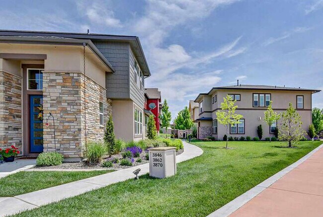 Building Photo - 3846 S Caddis Pl