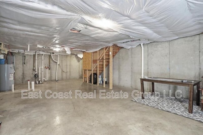 Building Photo - 24 Mabel Ln
