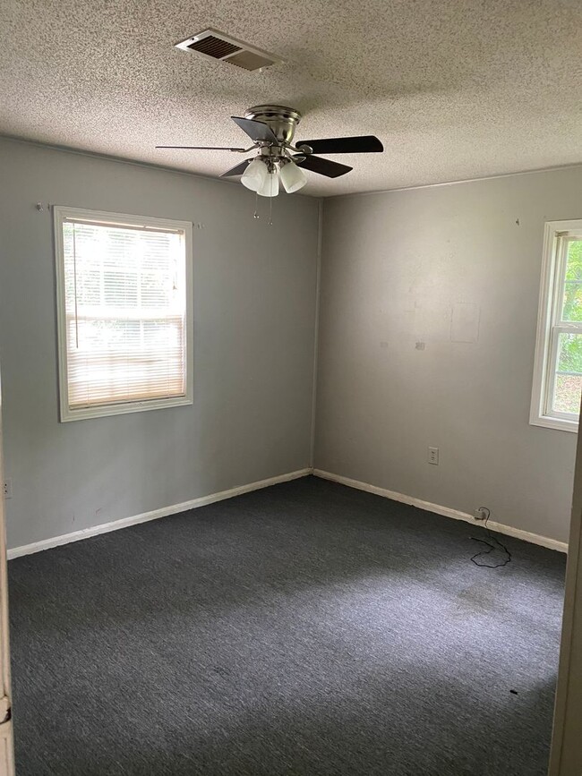Building Photo - 3 Bedroom 1 Bath Home in Millington