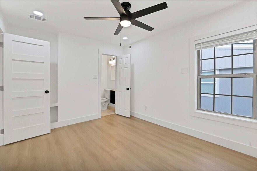 Building Photo - 1520 Valley View St