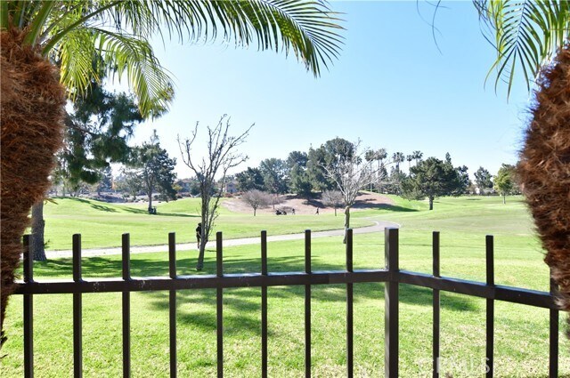 Building Photo - 2354 Sunningdale Dr