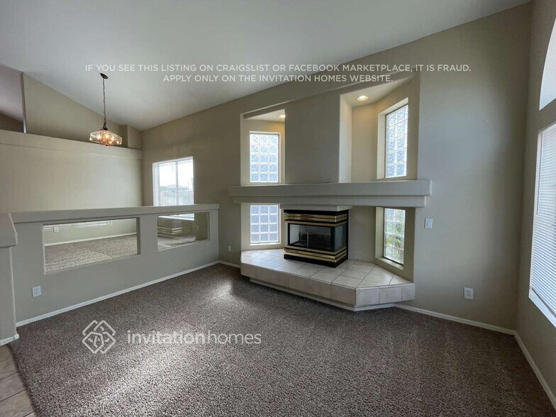 Building Photo - 7755 W Stella Ave