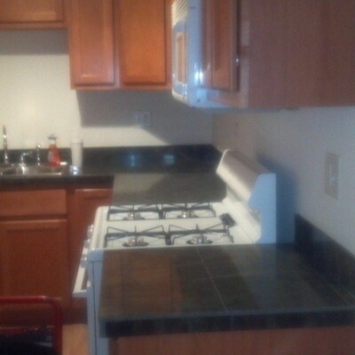 kitchen - 2848 W Warren Blvd