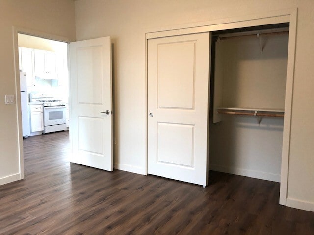 Building Photo - Kern Avenue Apartments