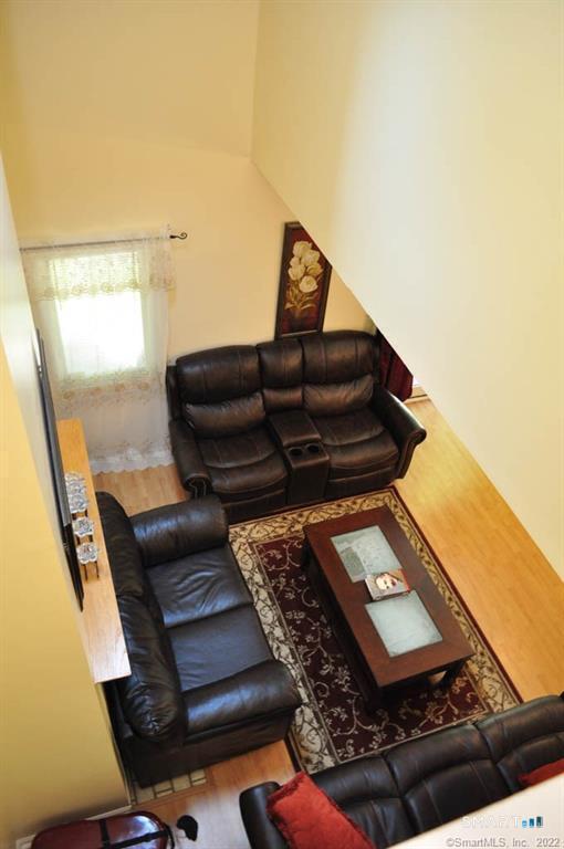 Building Photo - 605 Sandstone Dr