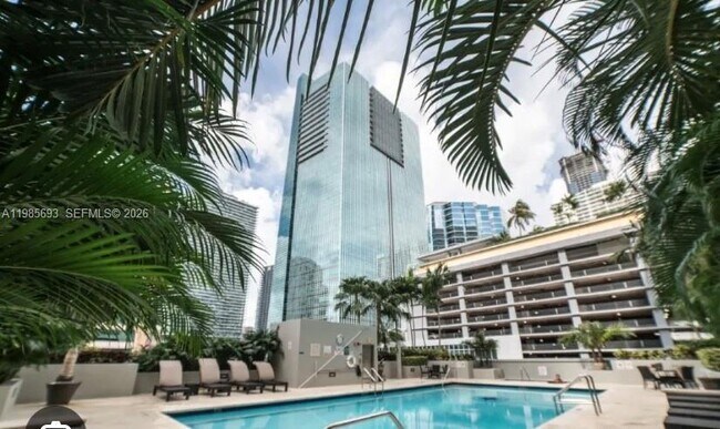 Building Photo - 185 SE 14th Terrace