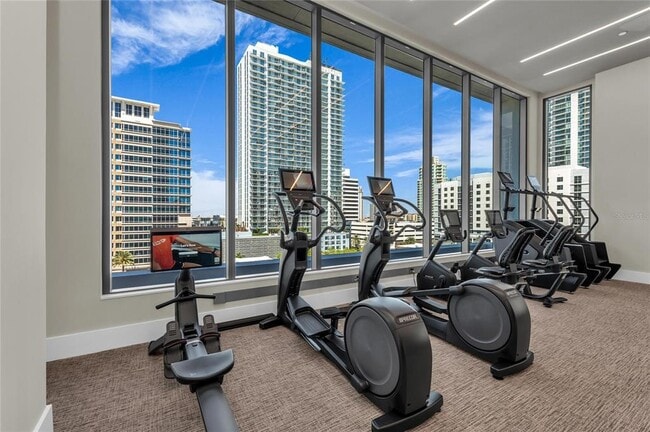 Building Photo - 275 1st Ave S