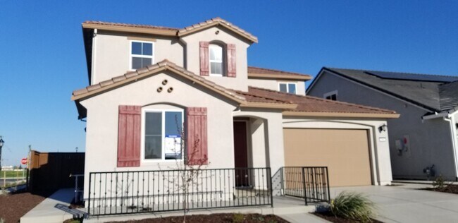 Building Photo - 1561 Osborn Dr