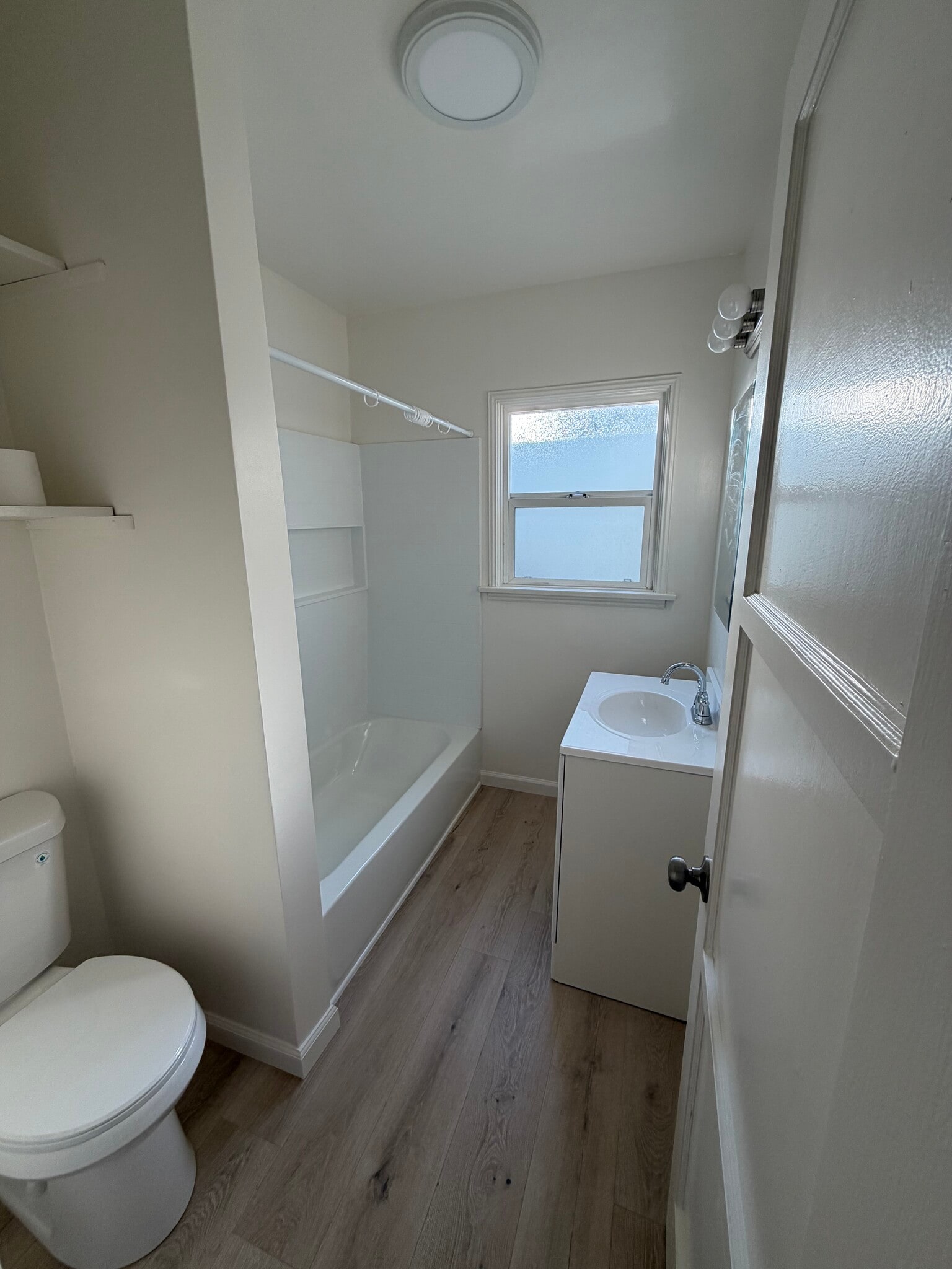 Building Photo - 1521 Dixon St