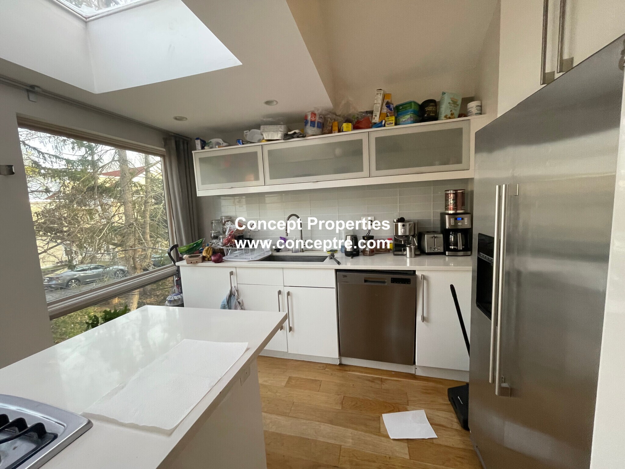 Building Photo - 41 Thornton St