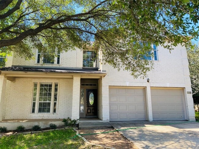 Building Photo - 15601 Staffordshire Ln