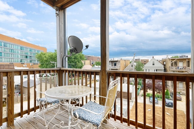 Building Photo - 1127 W Patterson Ave