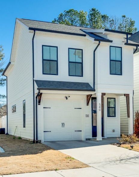 Building Photo - 540 Taffy Wy