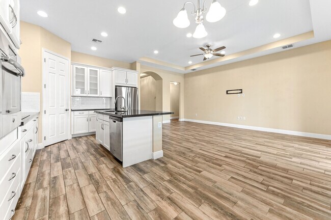 Building Photo - 2863 Bellarosa Circle