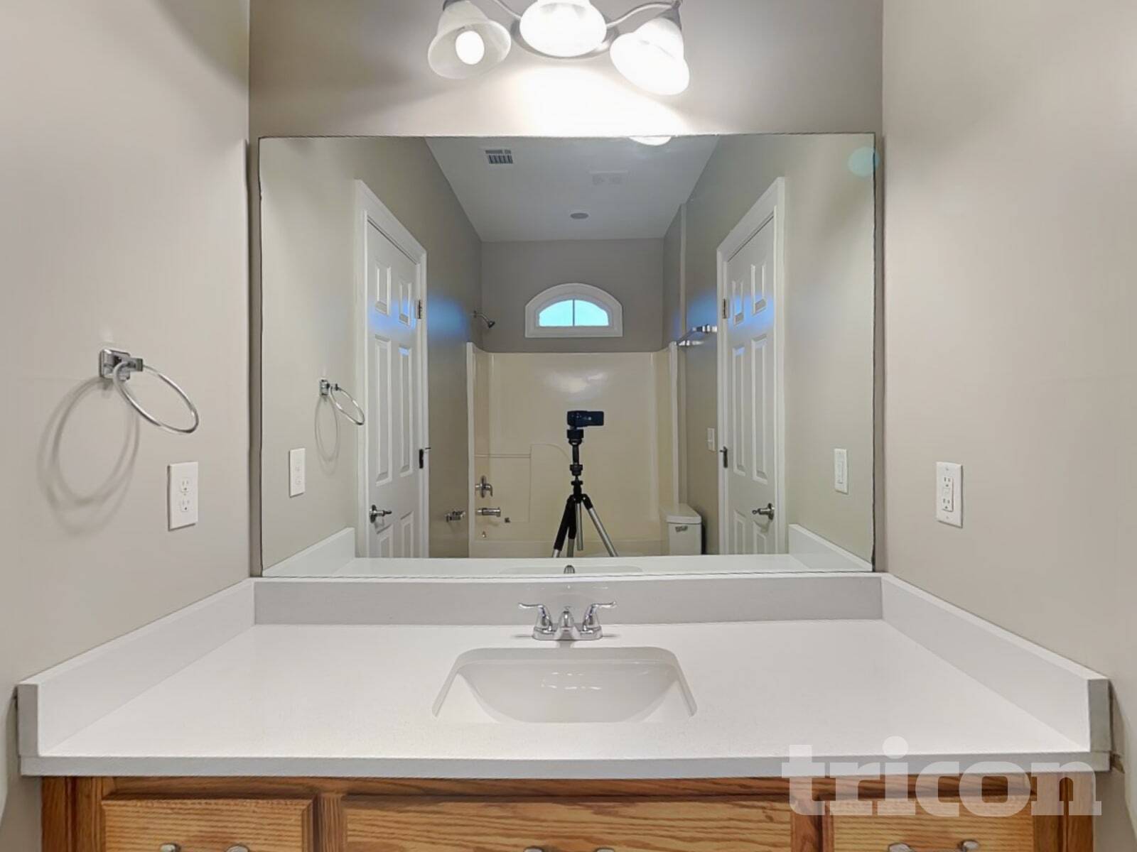 Building Photo - 609 Kristen Ct